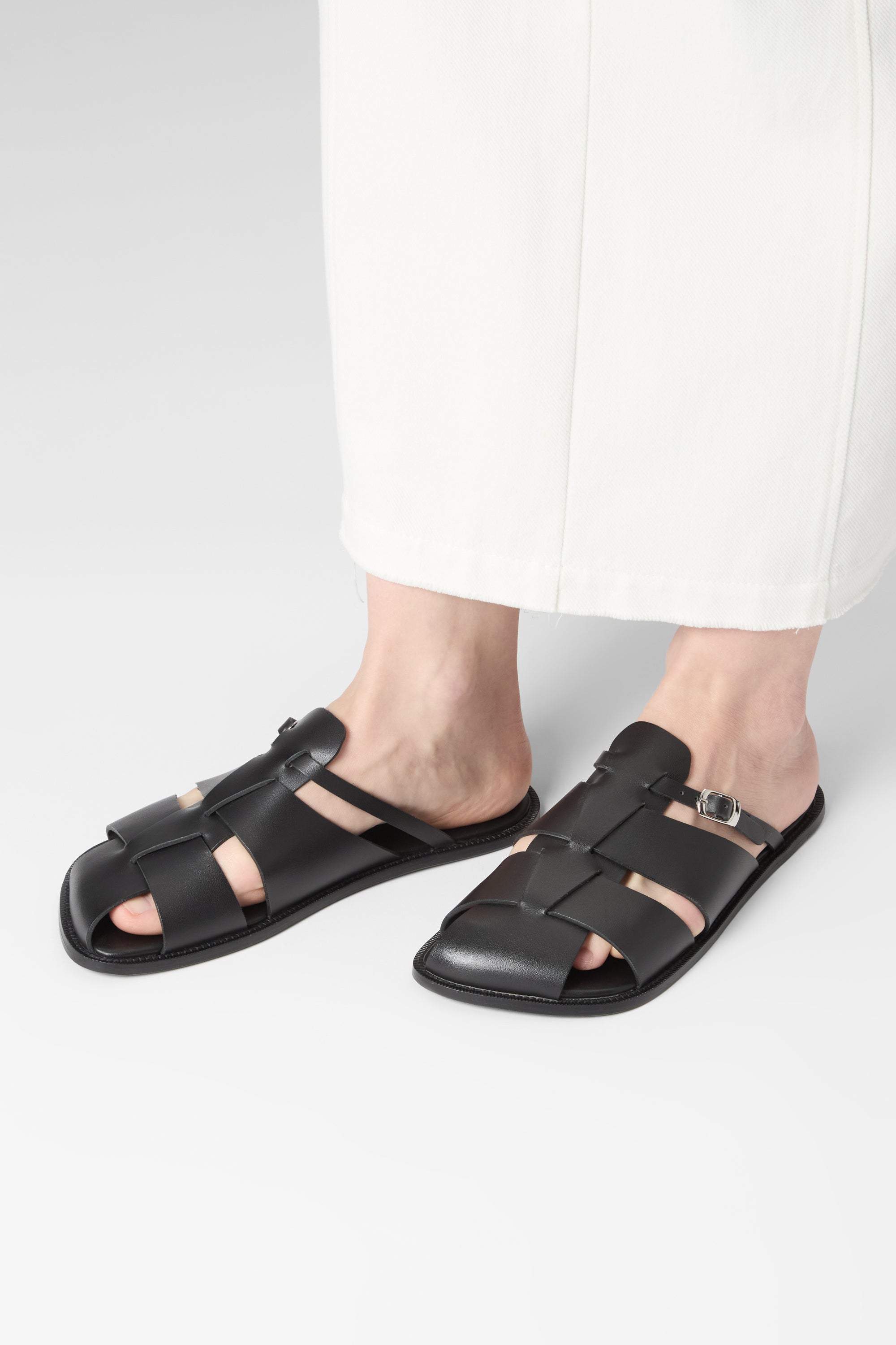 Astrid Fisherman Slippers