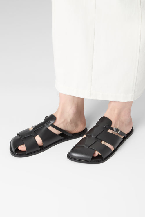 Astrid Fisherman Slippers in Black Leather