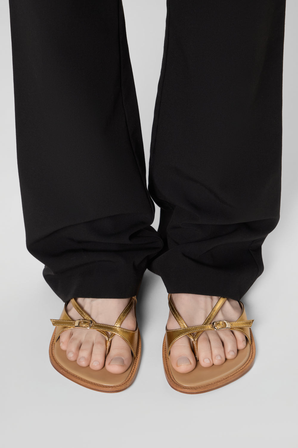 Ria Thong Straps Sandals