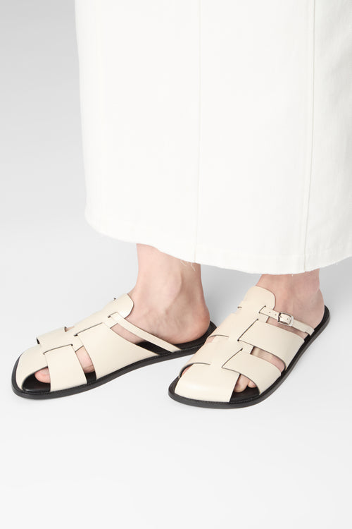 Astrid Fisherman Slippers in Chalk Leather