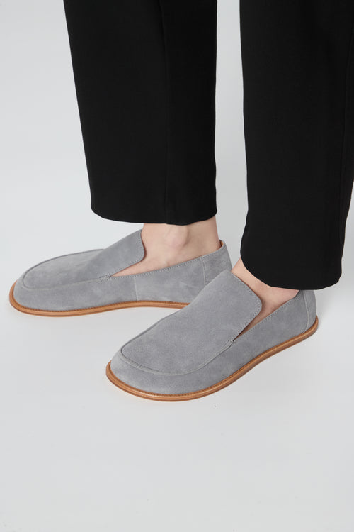 Allure Timeless Loafers in Grey Suede