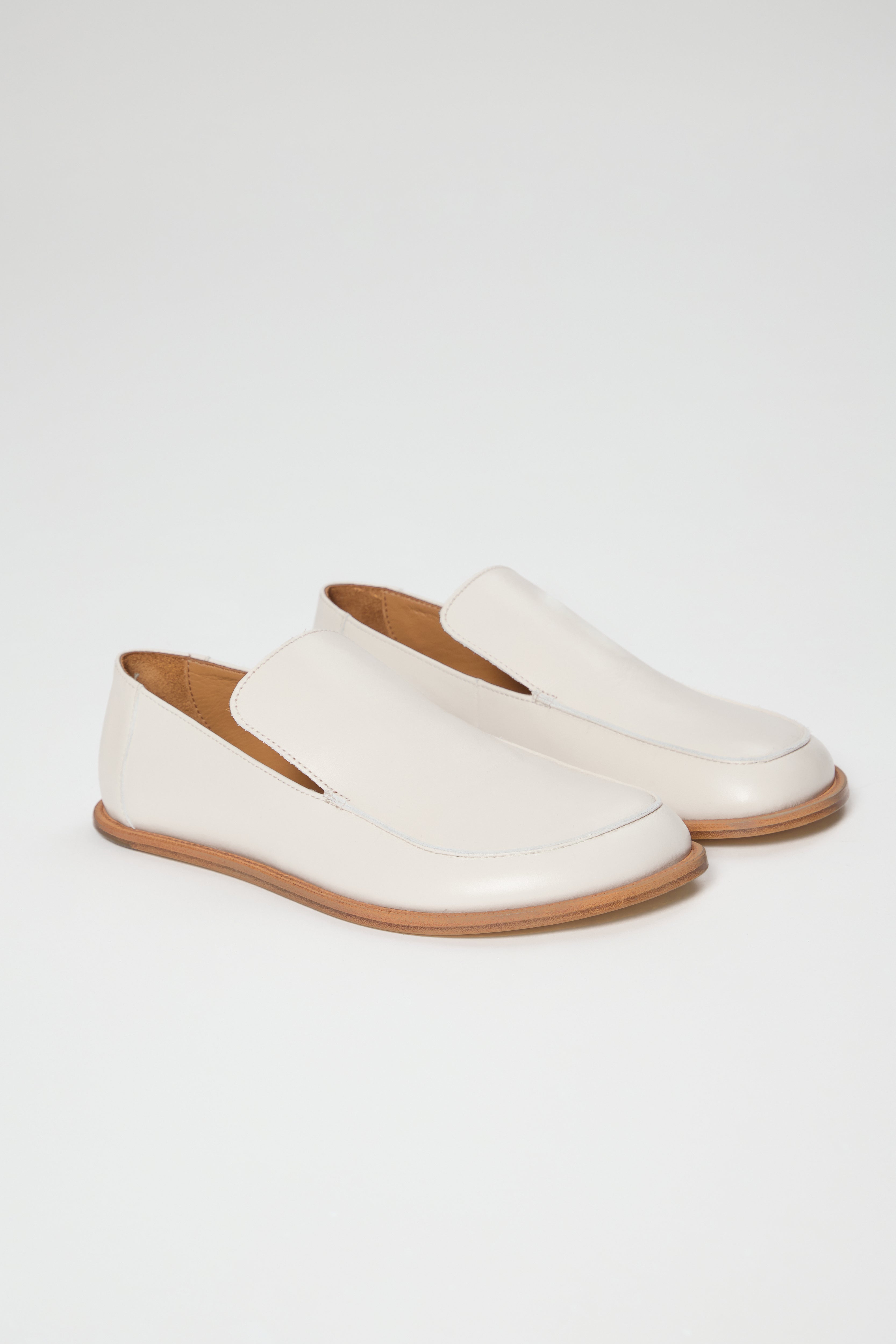Allure Timeless Loafers in Cold Foam Leather
