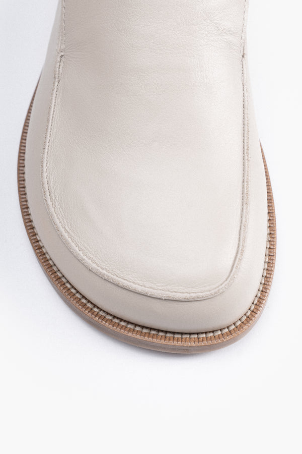 Allure Timeless Loafers